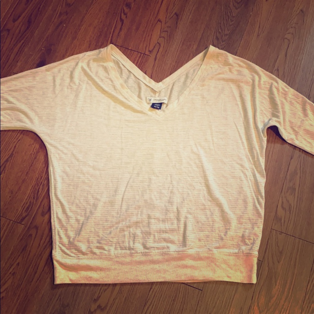 Beautiful long sleeved v-neck with silver sparkles